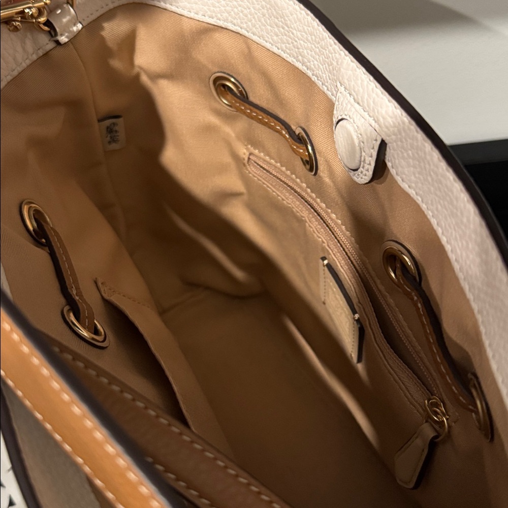 Coach Andy Crossbody Bag with Embossed Carriage Design - Picture 6 of 9